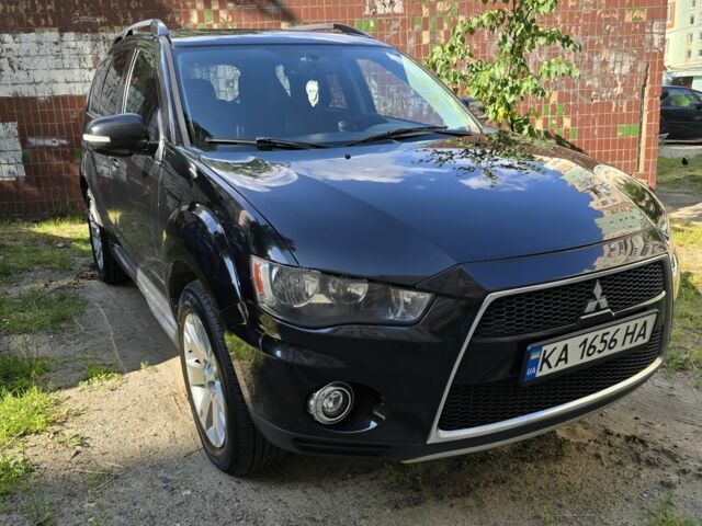 Чорний Міцубісі Аутлендер, об'ємом двигуна 2.4 л та пробігом 261 тис. км за 10700 $, фото 6 на Automoto.ua