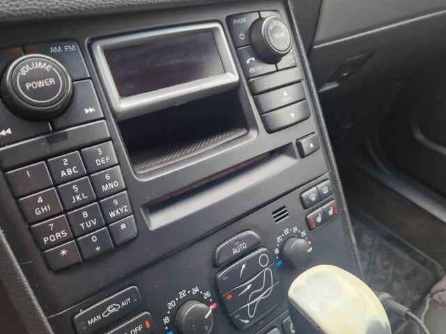 Черный Мицубиси Аутлендер, объемом двигателя 2 л и пробегом 302 тыс. км за 5333 $, фото 4 на Automoto.ua