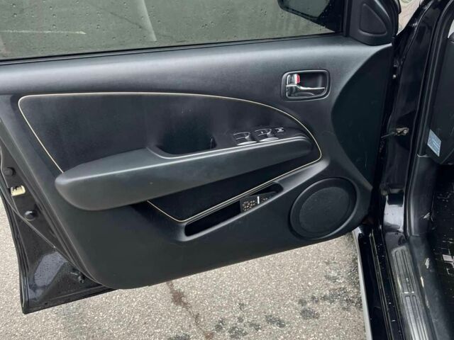 Черный Мицубиси Аутлендер, объемом двигателя 2.4 л и пробегом 190 тыс. км за 6800 $, фото 14 на Automoto.ua