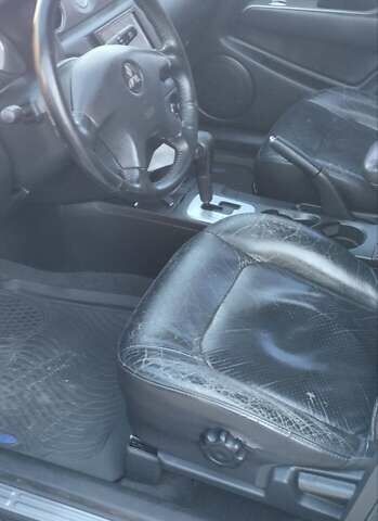 Міцубісі Аутлендер 2005 у Чернігові на Automoto.ua Чорний Міцубісі Аутлендер, об'ємом двигуна 2.38 л та пробігом 224 тис. км за 6000 $, фото 16 на Automoto.ua