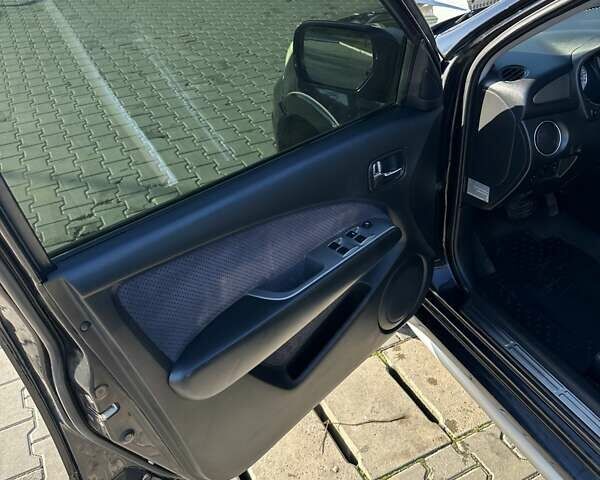 Черный Мицубиси Аутлендер, объемом двигателя 2.4 л и пробегом 307 тыс. км за 5600 $, фото 16 на Automoto.ua