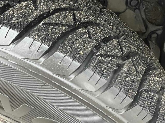 Черный Мицубиси Аутлендер, объемом двигателя 2.4 л и пробегом 190 тыс. км за 6800 $, фото 16 на Automoto.ua