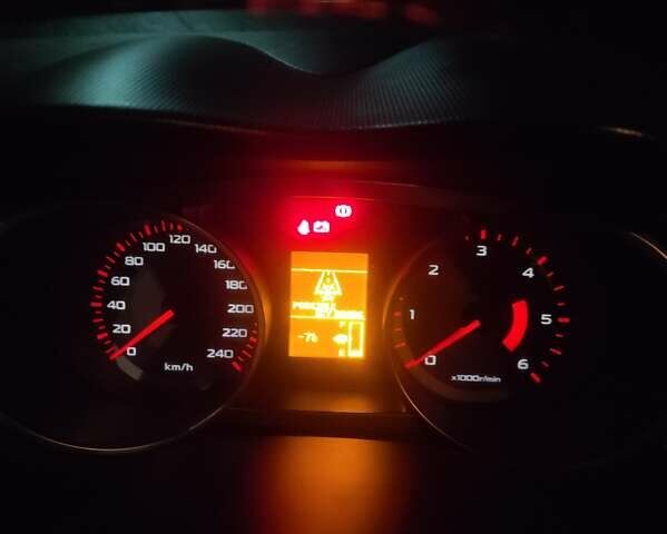 Чорний Міцубісі Аутлендер, об'ємом двигуна 2 л та пробігом 283 тис. км за 9000 $, фото 10 на Automoto.ua