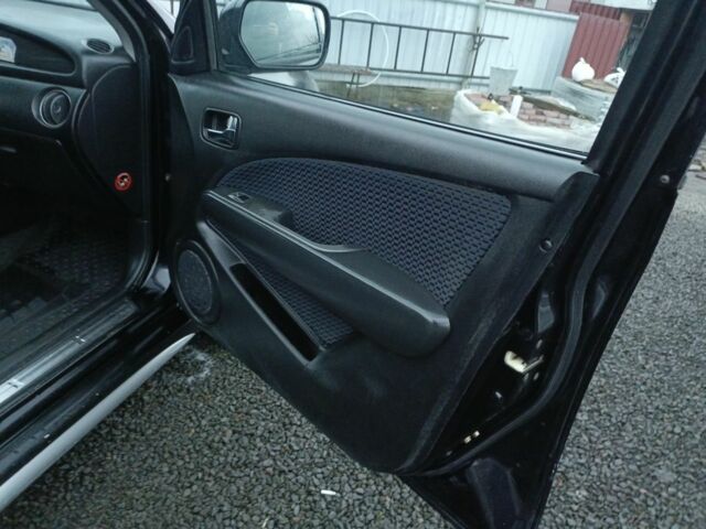 Черный Мицубиси Аутлендер, объемом двигателя 2 л и пробегом 200 тыс. км за 5100 $, фото 20 на Automoto.ua