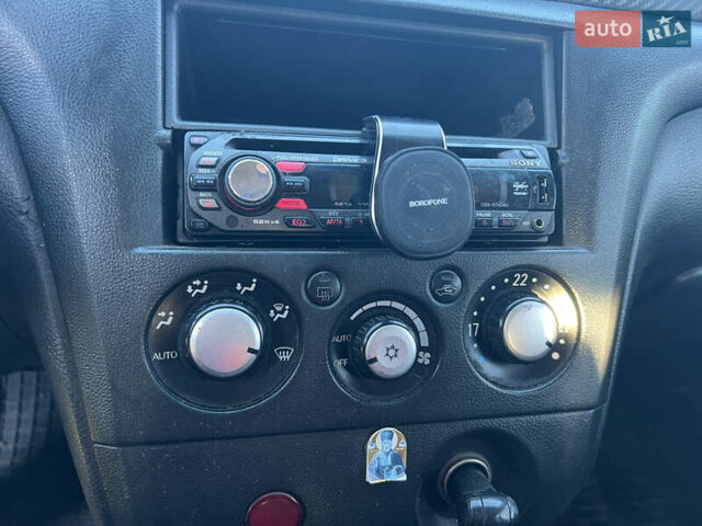 Черный Мицубиси Аутлендер, объемом двигателя 2.38 л и пробегом 230 тыс. км за 5350 $, фото 21 на Automoto.ua