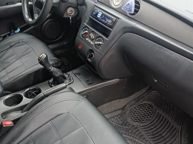 Чорний Міцубісі Аутлендер, об'ємом двигуна 2 л та пробігом 260 тис. км за 5400 $, фото 7 на Automoto.ua