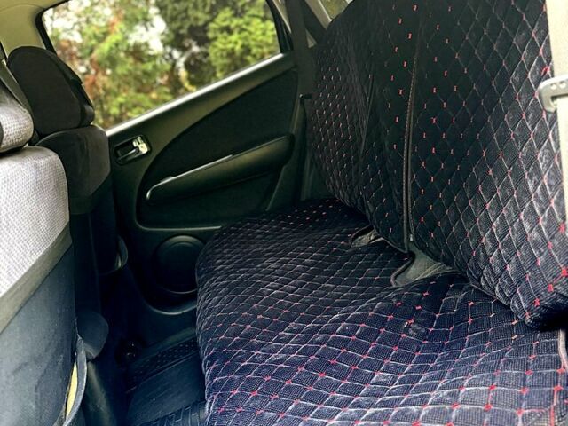 Черный Мицубиси Аутлендер, объемом двигателя 2.4 л и пробегом 263 тыс. км за 5999 $, фото 9 на Automoto.ua