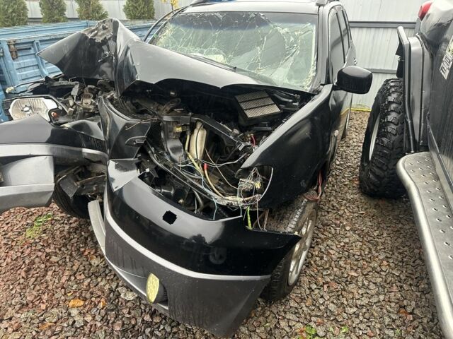 Черный Мицубиси Аутлендер, объемом двигателя 2.4 л и пробегом 240 тыс. км за 1999 $, фото 3 на Automoto.ua