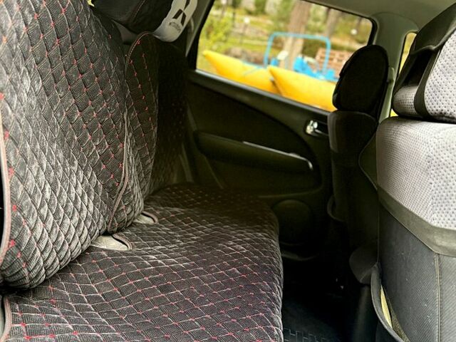 Міцубісі Аутлендер 2006 у Кропивницькому (Кіровограді) на Automoto.ua Чорний Міцубісі Аутлендер, об'ємом двигуна 2.4 л та пробігом 263 тис. км за 5999 $, фото 10 на Automoto.ua