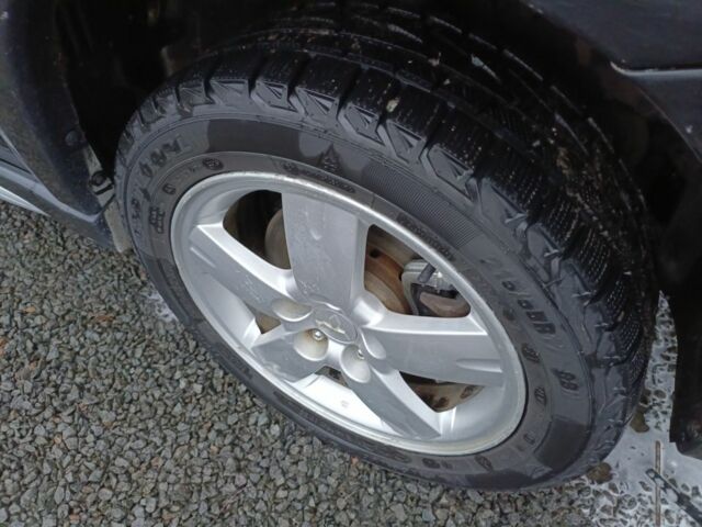 Черный Мицубиси Аутлендер, объемом двигателя 2 л и пробегом 200 тыс. км за 5100 $, фото 23 на Automoto.ua