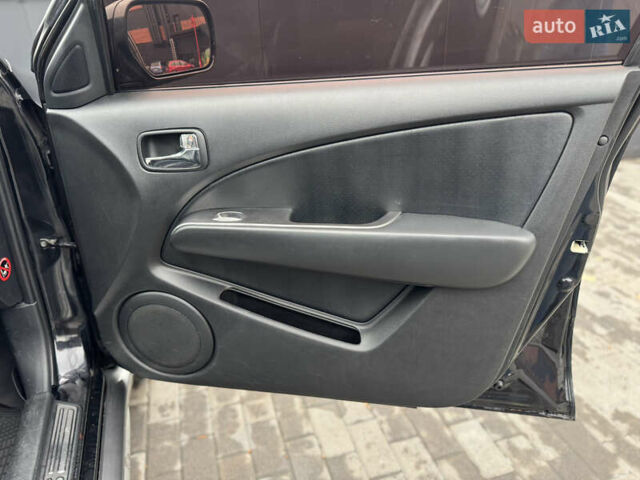 Черный Мицубиси Аутлендер, объемом двигателя 2.4 л и пробегом 242 тыс. км за 6800 $, фото 52 на Automoto.ua