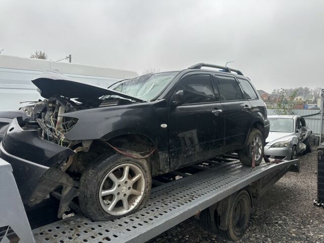 Черный Мицубиси Аутлендер, объемом двигателя 2.4 л и пробегом 240 тыс. км за 1999 $, фото 7 на Automoto.ua