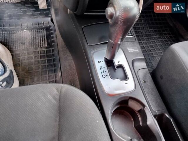 Чорний Міцубісі Аутлендер, об'ємом двигуна 2.38 л та пробігом 307 тис. км за 4600 $, фото 12 на Automoto.ua