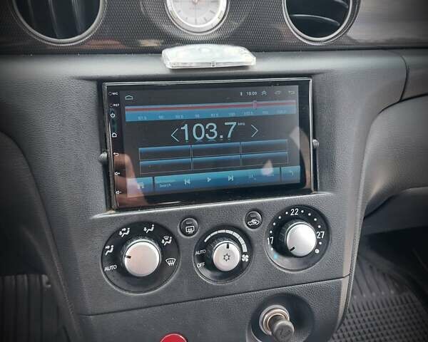 Черный Мицубиси Аутлендер, объемом двигателя 2.38 л и пробегом 204 тыс. км за 7300 $, фото 7 на Automoto.ua