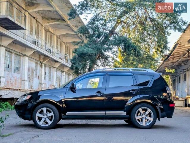 Мицубиси Аутлендер 2007 в Киеве на Automoto.ua Черный Мицубиси Аутлендер, объемом двигателя 3 л и пробегом 260 тыс. км за 7900 $, фото 1 на Automoto.ua