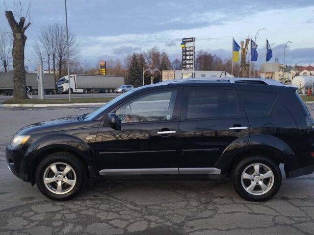 Черный Мицубиси Аутлендер, объемом двигателя 2 л и пробегом 290 тыс. км за 4900 $, фото 8 на Automoto.ua