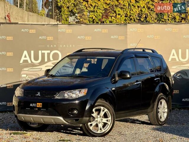 Черный Мицубиси Аутлендер, объемом двигателя 3 л и пробегом 198 тыс. км за 9500 $, фото 3 на Automoto.ua