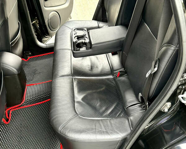 Міцубісі Аутлендер 2007 у Одесі на Automoto.ua Чорний Міцубісі Аутлендер, об'ємом двигуна 2.4 л та пробігом 201 тис. км за 7700 $, фото 56 на Automoto.ua