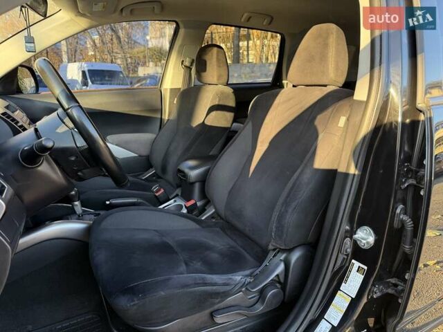 Черный Мицубиси Аутлендер, объемом двигателя 3 л и пробегом 198 тыс. км за 9500 $, фото 8 на Automoto.ua