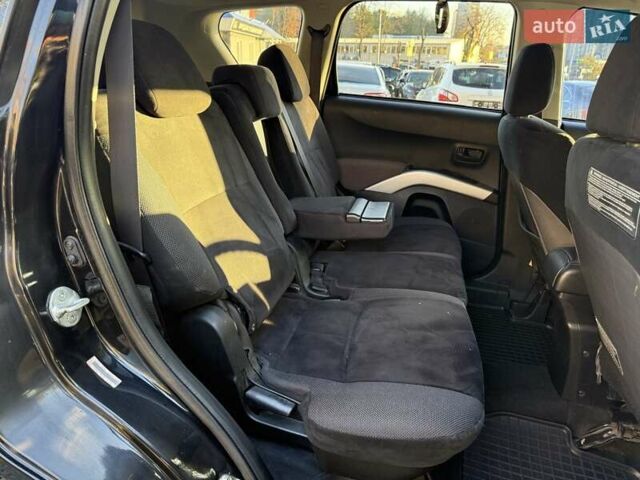 Черный Мицубиси Аутлендер, объемом двигателя 3 л и пробегом 198 тыс. км за 9500 $, фото 10 на Automoto.ua