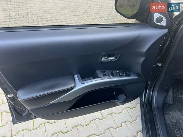 Черный Мицубиси Аутлендер, объемом двигателя 2.97 л и пробегом 170 тыс. км за 8800 $, фото 9 на Automoto.ua