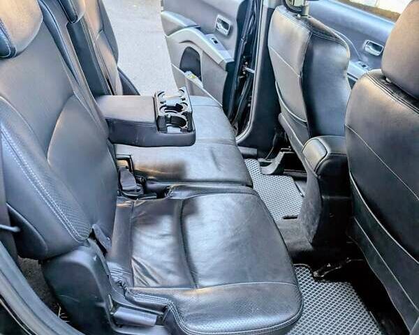 Мицубиси Аутлендер 2007 в Киеве на Automoto.ua Черный Мицубиси Аутлендер, объемом двигателя 3 л и пробегом 260 тыс. км за 7900 $, фото 8 на Automoto.ua