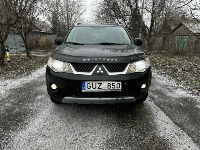 Чорний Міцубісі Аутлендер, об'ємом двигуна 0 л та пробігом 381 тис. км за 4200 $, фото 1 на Automoto.ua