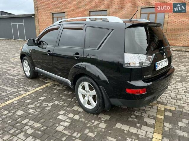 Черный Мицубиси Аутлендер, объемом двигателя 3 л и пробегом 200 тыс. км за 7999 $, фото 13 на Automoto.ua