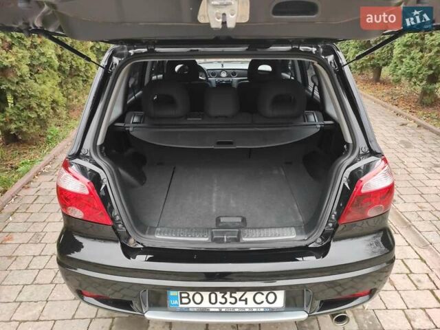 Черный Мицубиси Аутлендер, объемом двигателя 2 л и пробегом 180 тыс. км за 6000 $, фото 8 на Automoto.ua