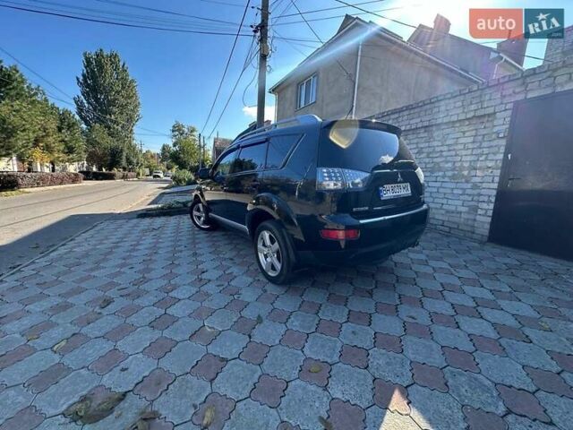 Міцубісі Аутлендер 2007 у Одесі на Automoto.ua Чорний Міцубісі Аутлендер, об'ємом двигуна 3 л та пробігом 187 тис. км за 8700 $, фото 4 на Automoto.ua