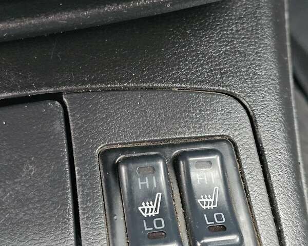 Черный Мицубиси Аутлендер, объемом двигателя 2 л и пробегом 200 тыс. км за 4900 $, фото 20 на Automoto.ua