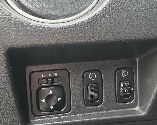 Чорний Міцубісі Аутлендер, об'ємом двигуна 2 л та пробігом 290 тис. км за 5000 $, фото 20 на Automoto.ua