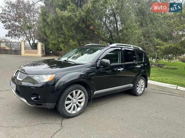 Чорний Міцубісі Аутлендер, об'ємом двигуна 2.4 л та пробігом 230 тис. км за 8300 $, фото 3 на Automoto.ua