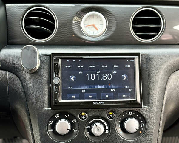 Міцубісі Аутлендер 2007 у Одесі на Automoto.ua Чорний Міцубісі Аутлендер, об'ємом двигуна 2.4 л та пробігом 201 тис. км за 7700 $, фото 70 на Automoto.ua