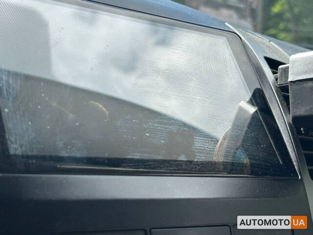 Чорний Міцубісі Аутлендер, об'ємом двигуна 3 л та пробігом 228 тис. км за 10200 $, фото 11 на Automoto.ua