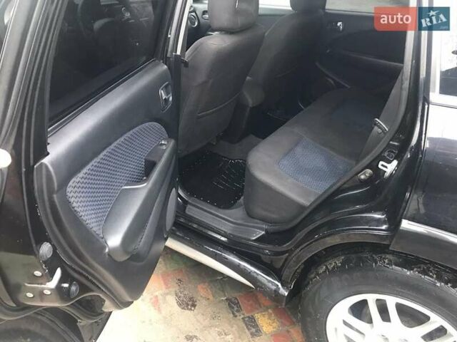 Черный Мицубиси Аутлендер, объемом двигателя 2 л и пробегом 284 тыс. км за 4999 $, фото 4 на Automoto.ua