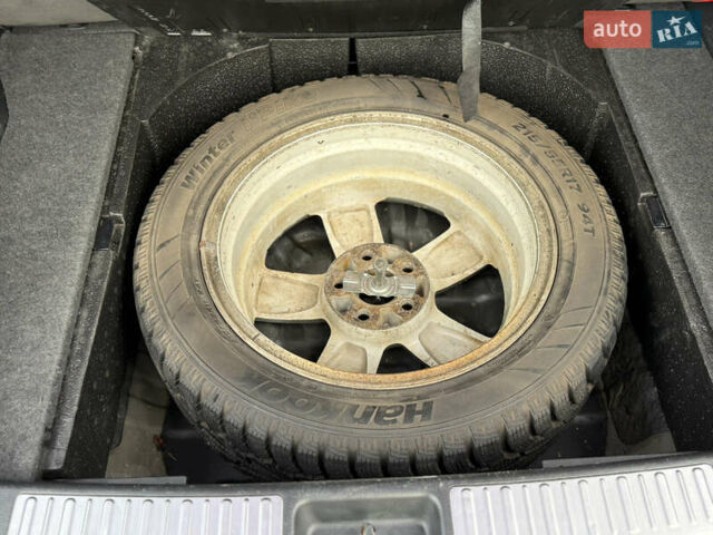 Міцубісі Аутлендер 2007 у Одесі на Automoto.ua Чорний Міцубісі Аутлендер, об'ємом двигуна 2.4 л та пробігом 201 тис. км за 7700 $, фото 18 на Automoto.ua