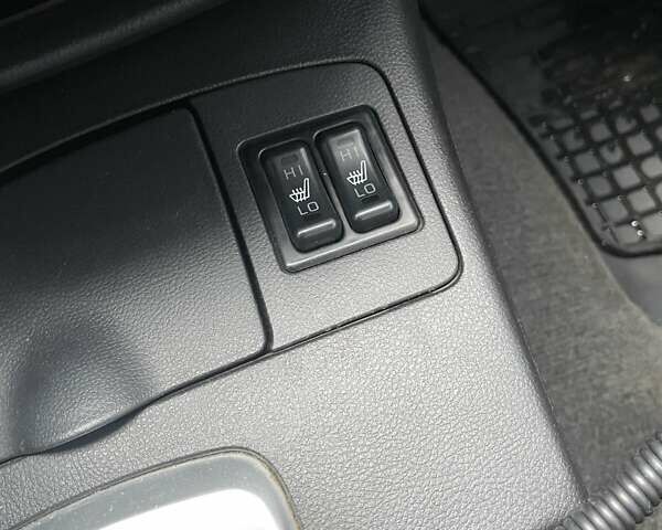 Чорний Міцубісі Аутлендер, об'ємом двигуна 2.4 л та пробігом 213 тис. км за 6850 $, фото 23 на Automoto.ua