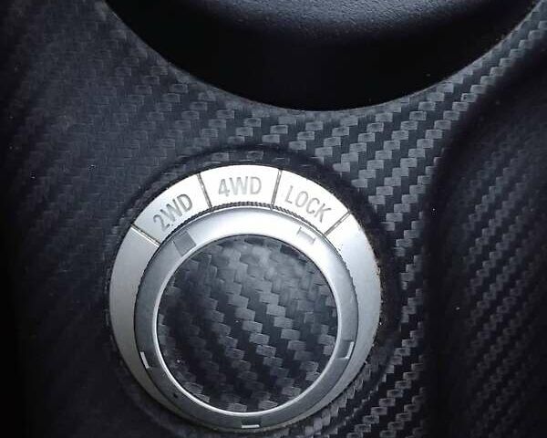 Черный Мицубиси Аутлендер, объемом двигателя 3 л и пробегом 225 тыс. км за 9200 $, фото 7 на Automoto.ua