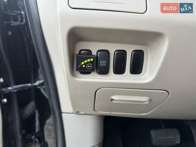 Черный Мицубиси Аутлендер, объемом двигателя 3 л и пробегом 205 тыс. км за 11300 $, фото 13 на Automoto.ua