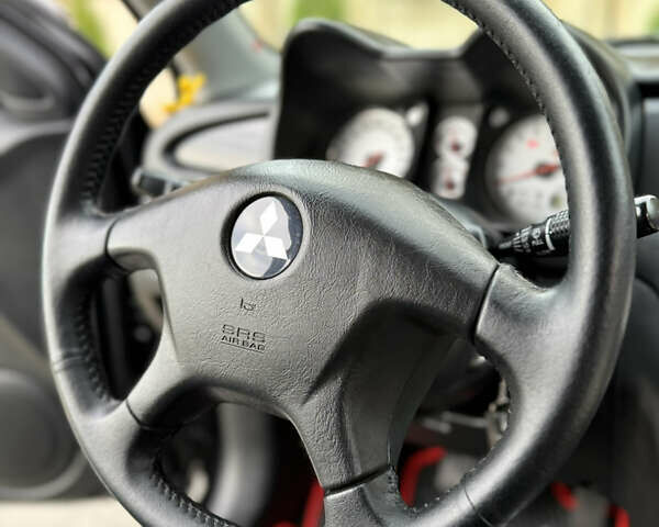 Міцубісі Аутлендер 2007 у Одесі на Automoto.ua Чорний Міцубісі Аутлендер, об'ємом двигуна 2.4 л та пробігом 201 тис. км за 7700 $, фото 71 на Automoto.ua