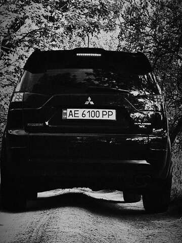 Черный Мицубиси Аутлендер, объемом двигателя 3 л и пробегом 190 тыс. км за 10000 $, фото 27 на Automoto.ua