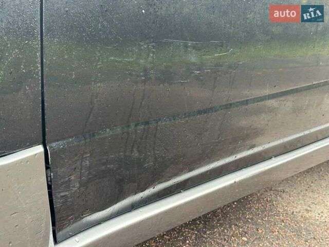 Черный Мицубиси Аутлендер, объемом двигателя 2 л и пробегом 295 тыс. км за 5300 $, фото 20 на Automoto.ua