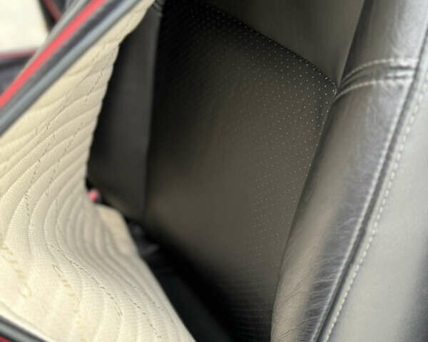 Міцубісі Аутлендер 2007 у Одесі на Automoto.ua Чорний Міцубісі Аутлендер, об'ємом двигуна 2.4 л та пробігом 201 тис. км за 7700 $, фото 76 на Automoto.ua