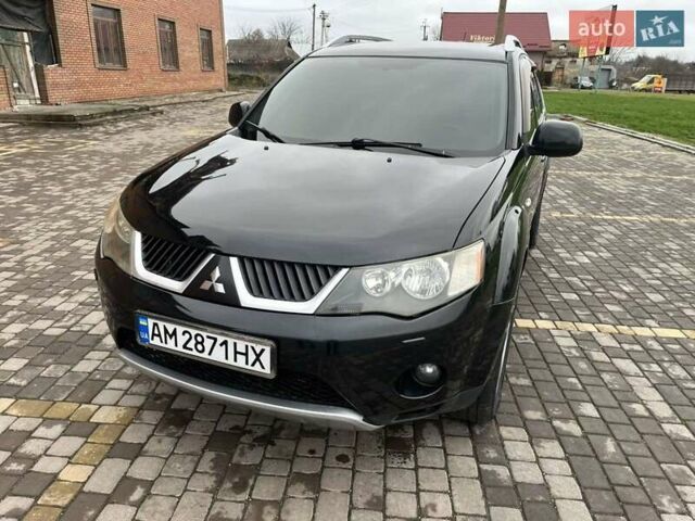 Черный Мицубиси Аутлендер, объемом двигателя 3 л и пробегом 200 тыс. км за 7999 $, фото 8 на Automoto.ua