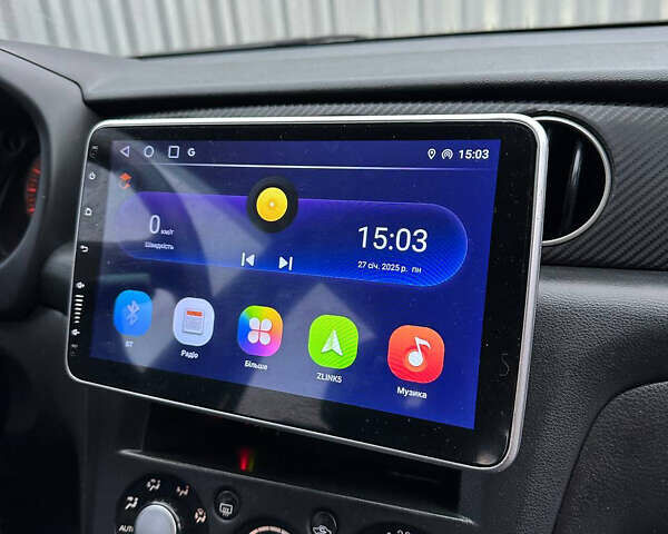 Чорний Міцубісі Аутлендер, об'ємом двигуна 2.38 л та пробігом 175 тис. км за 6000 $, фото 8 на Automoto.ua