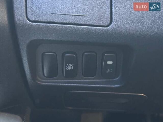 Черный Мицубиси Аутлендер, объемом двигателя 3 л и пробегом 198 тыс. км за 9500 $, фото 20 на Automoto.ua