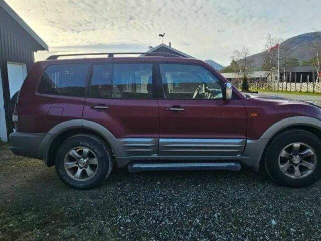 Чорний Міцубісі Аутлендер, об'ємом двигуна 2 л та пробігом 236 тис. км за 4419 $, фото 1 на Automoto.ua