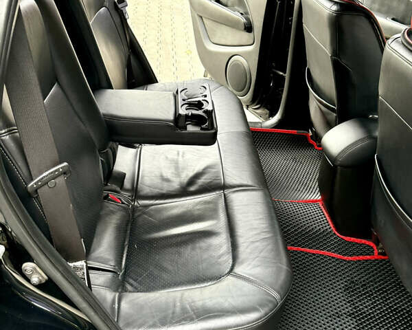 Міцубісі Аутлендер 2007 у Одесі на Automoto.ua Чорний Міцубісі Аутлендер, об'ємом двигуна 2.4 л та пробігом 201 тис. км за 7700 $, фото 57 на Automoto.ua