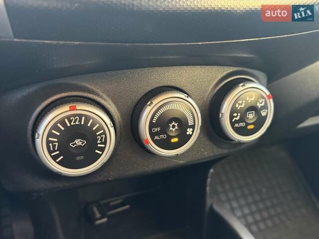 Черный Мицубиси Аутлендер, объемом двигателя 3 л и пробегом 198 тыс. км за 9500 $, фото 17 на Automoto.ua